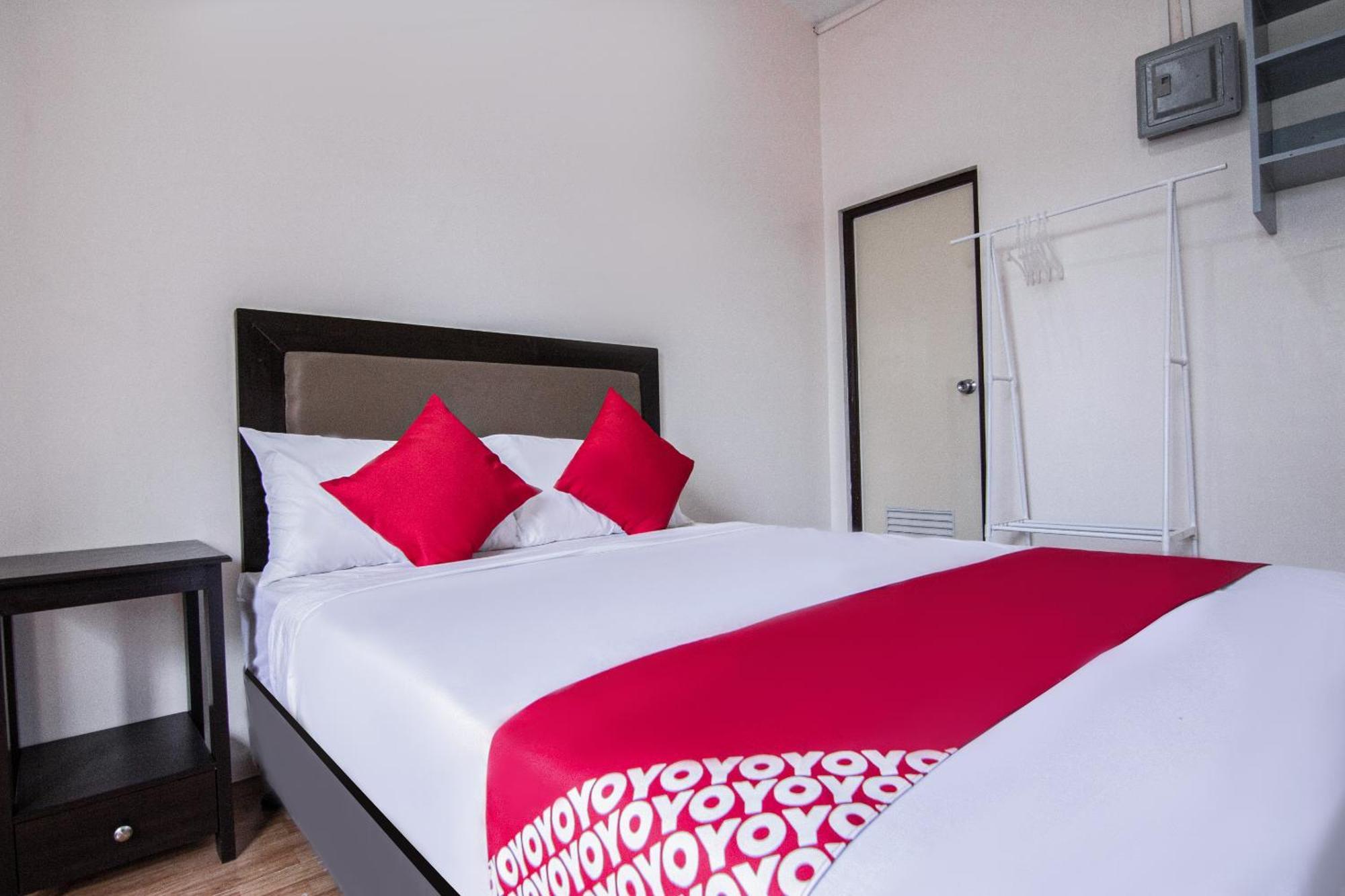 Oyo 431 Apollo 11 Apartelle Pasay