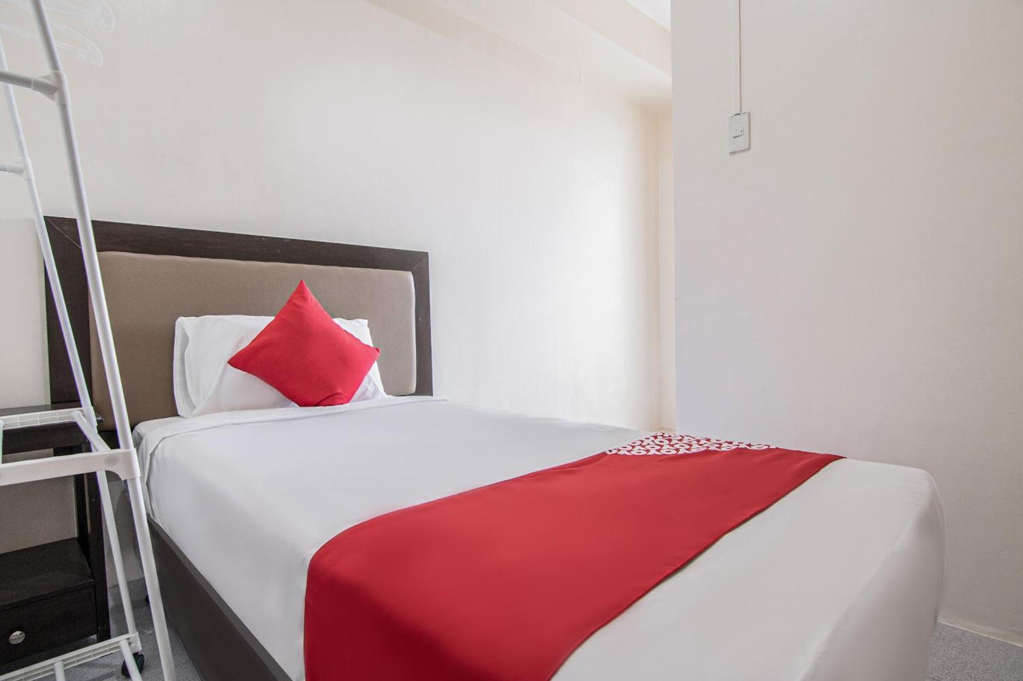 Hotel Oyo 431 Apollo 11 Apartelle