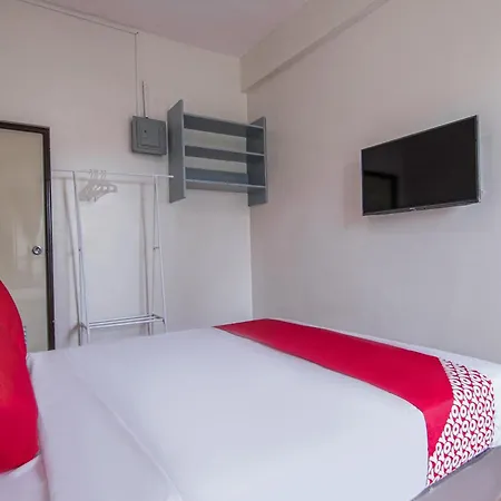 Oyo 431 Apollo 11 Apartelle Pasay Exterior photo